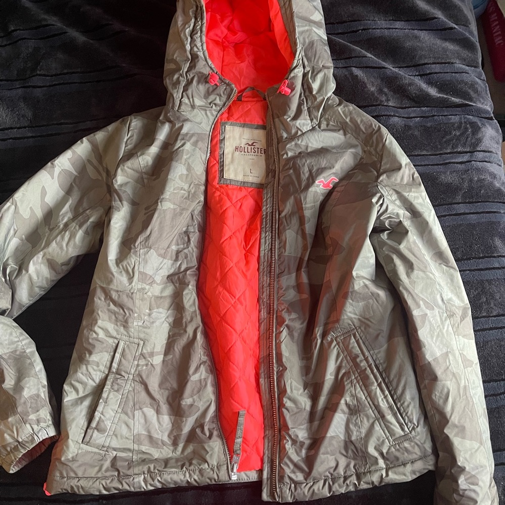 Women’s Hollister Jacket. size L